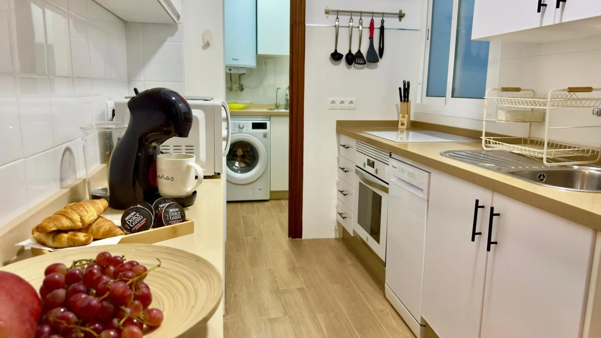 Apartamento Los Angeles Nerja 0*,  Spain
